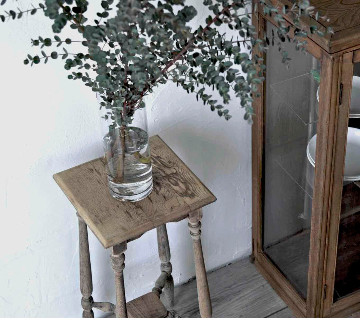 美肌な花台