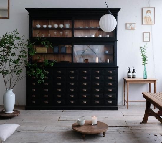PRIVATE TABLE(惑星)
