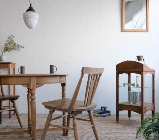 THE SECOND KITCHEN