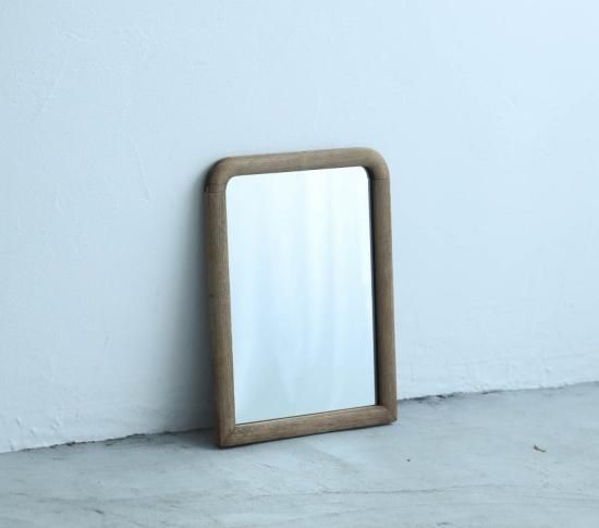 小さな窓(MIRROR)