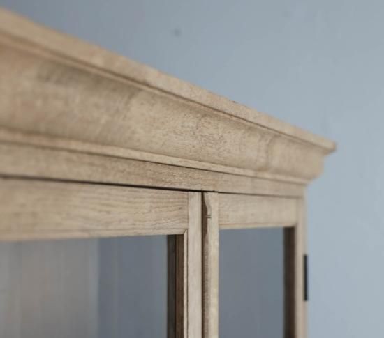 ELEGANT CABINET