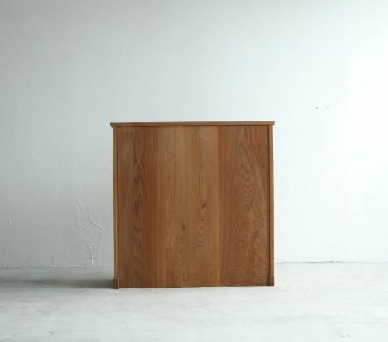 玉杢の収納棚