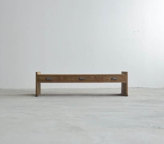 端正なTV Board