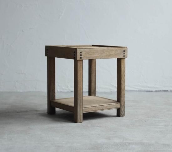 一本気な展示台