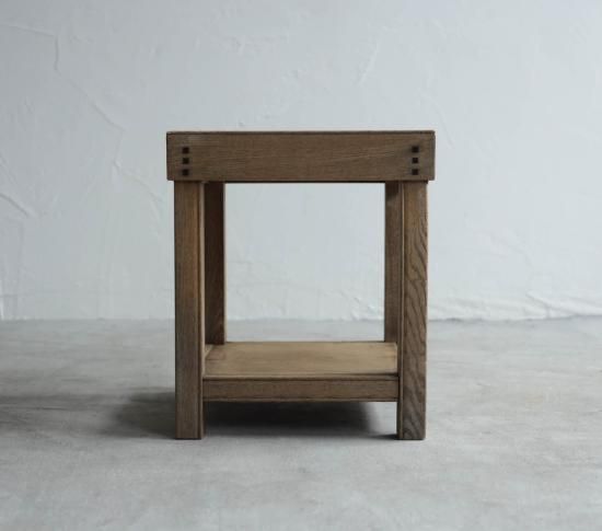 一本気な展示台
