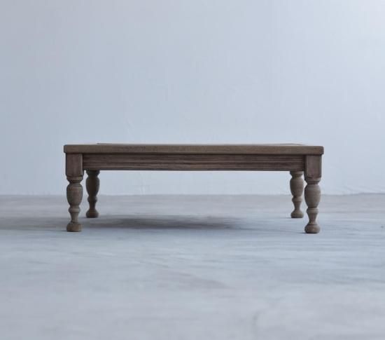THE COFFEE TABLE