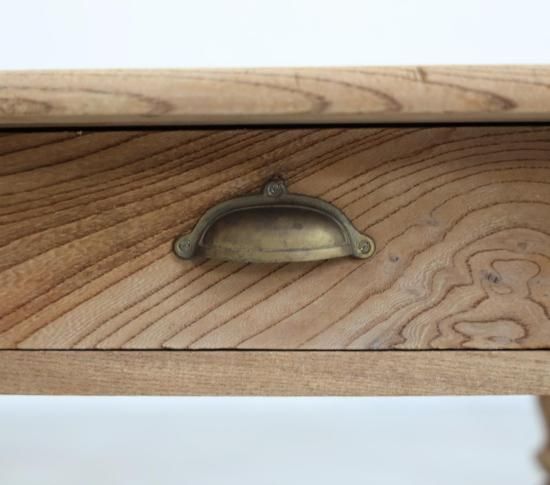 円やかなCOFFEE TABLE