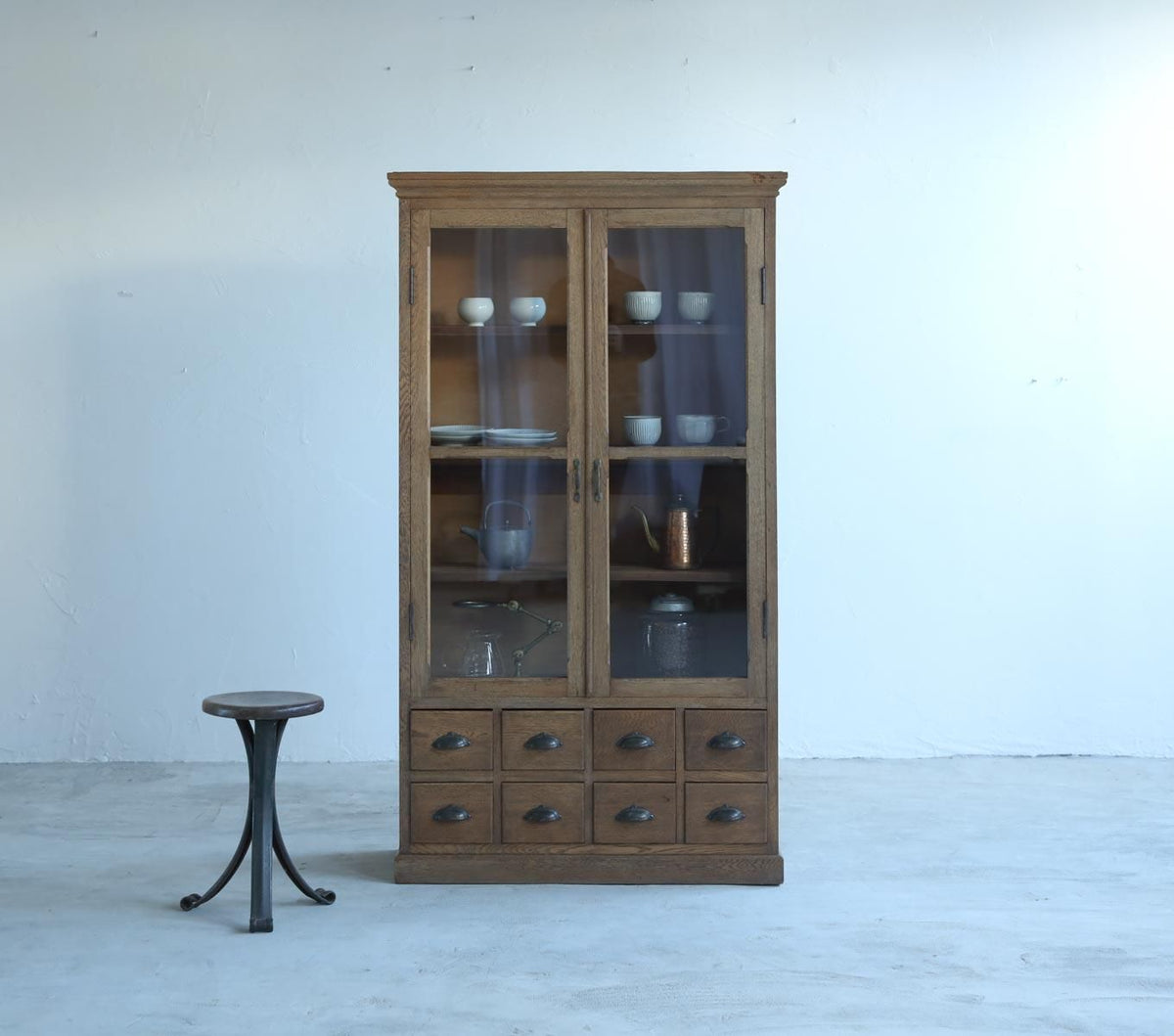 Cabinet & 8Drawer