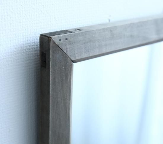 端正なミラー