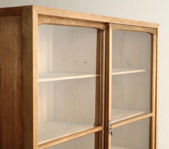 Plain Cabinet