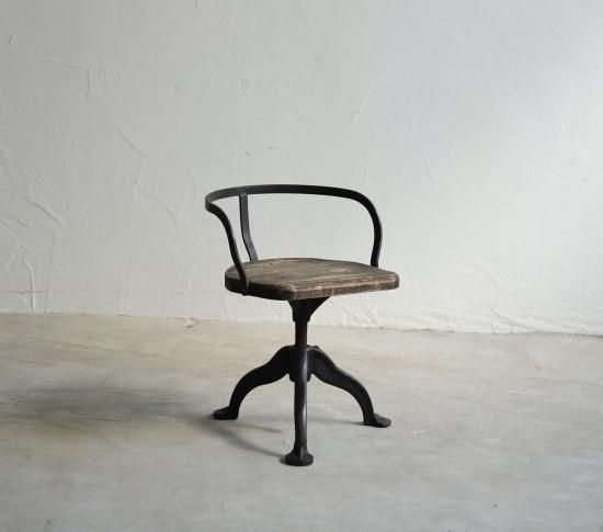 PLANTS CHAIR(BLACK)