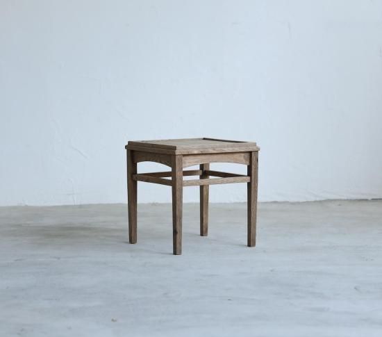 ハンサムな花台