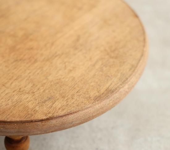 PRIVATE TABLE