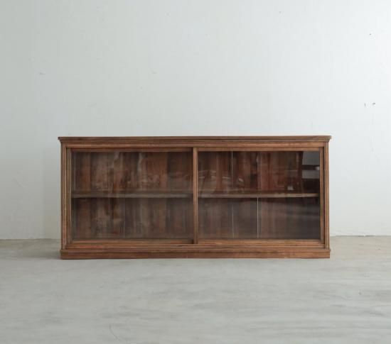 ハンサムな収納棚