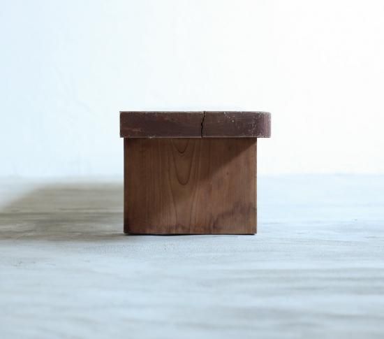 TRUNK LOW BOARD
