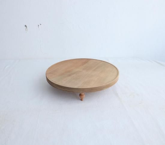 PRIVATE TABLE_M
