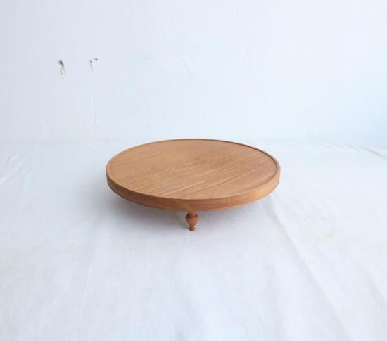 PRIVATE TABLE_L