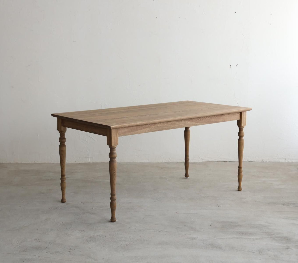 TURNER W1500(GREIGE)