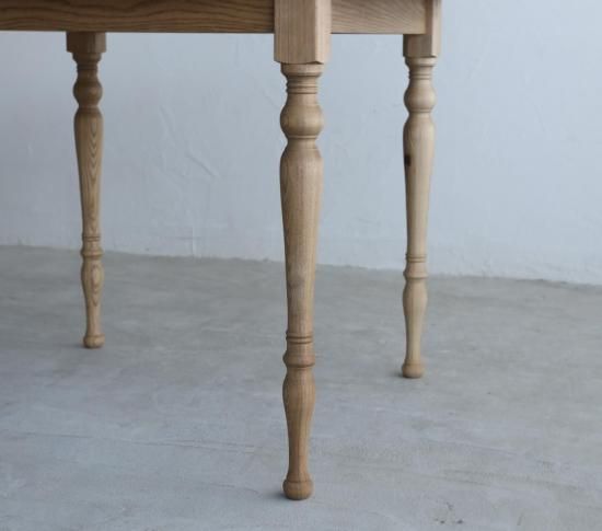 TURNER ‘circle’(NATURAL)