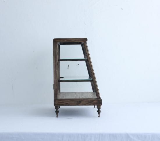 CHARM(DARK)_8