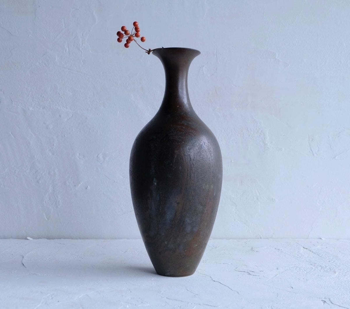 銅の花器