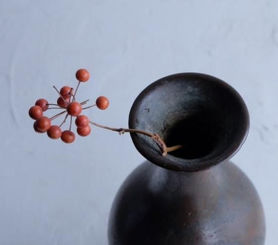 銅の花器