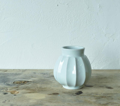 【限定品】白磁花器（深しのぎ）