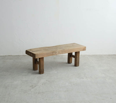 重厚なBench&Table