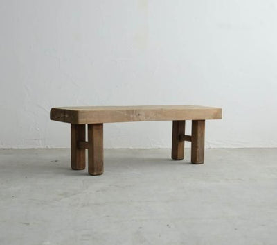 重厚なBench&Table