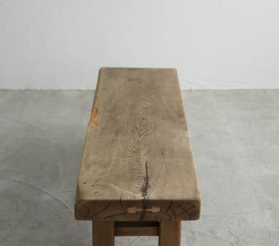 重厚なBench&Table