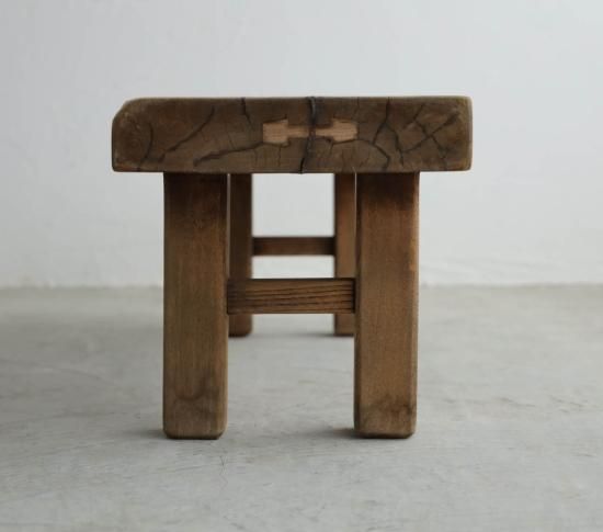 重厚なBench&Table