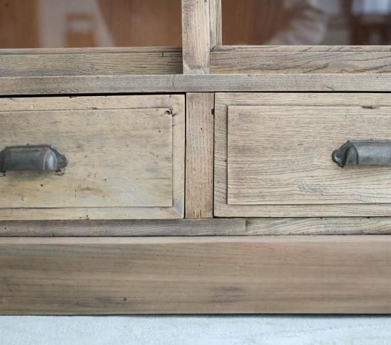 BOOK SHELF(GIFT of Nature)