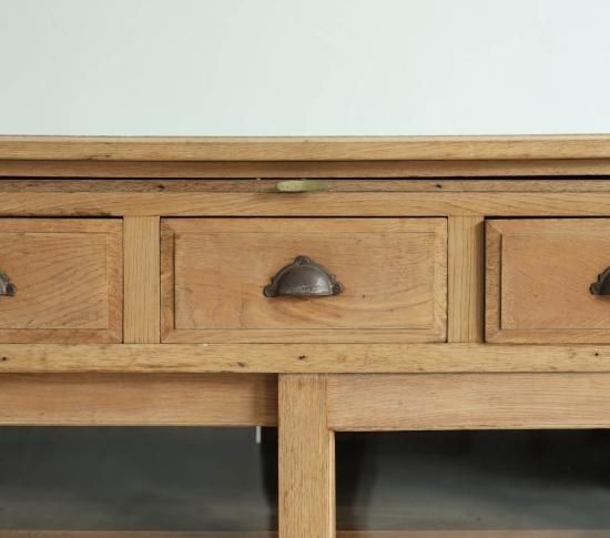 KITCHEN CABINET