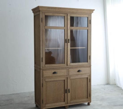 ELEGANT CABINET