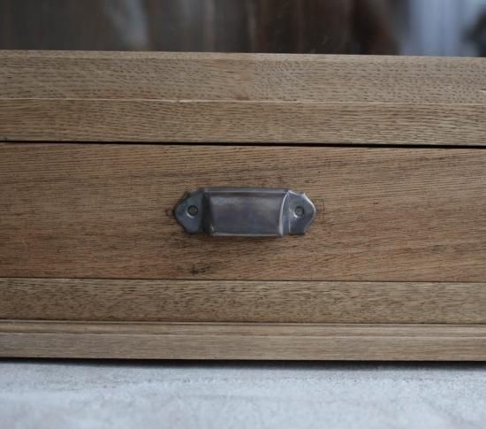 三帯のSOFA SIDE BOARD