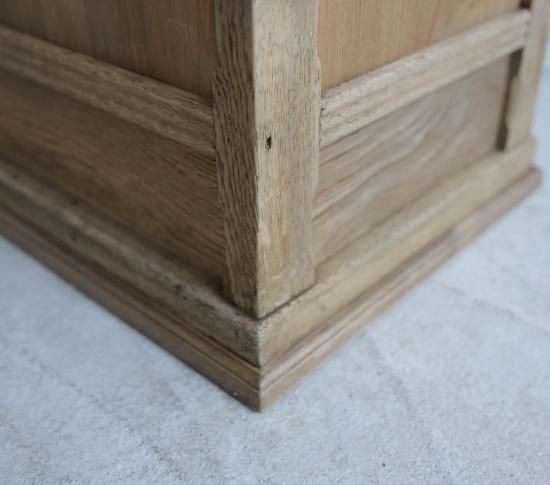 三帯のSOFA SIDE BOARD