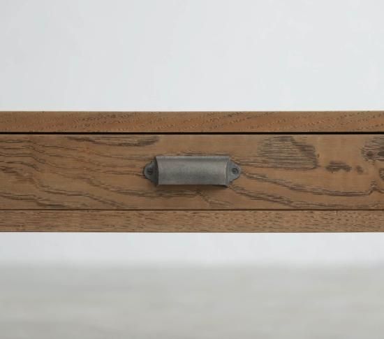 端正なTV Board