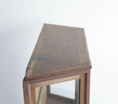 時計屋さんの台形キャビネット