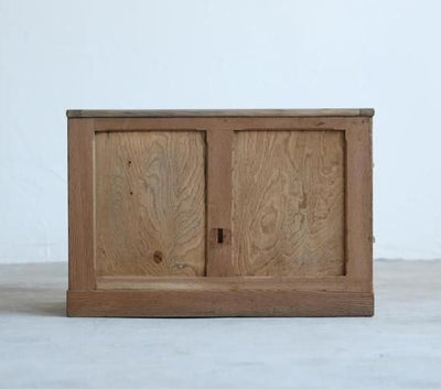 気品のあるソファSIDE BOARD