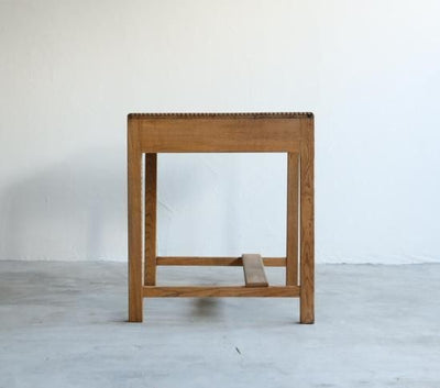 玉飾りのDESK
