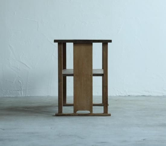 凛とした花台