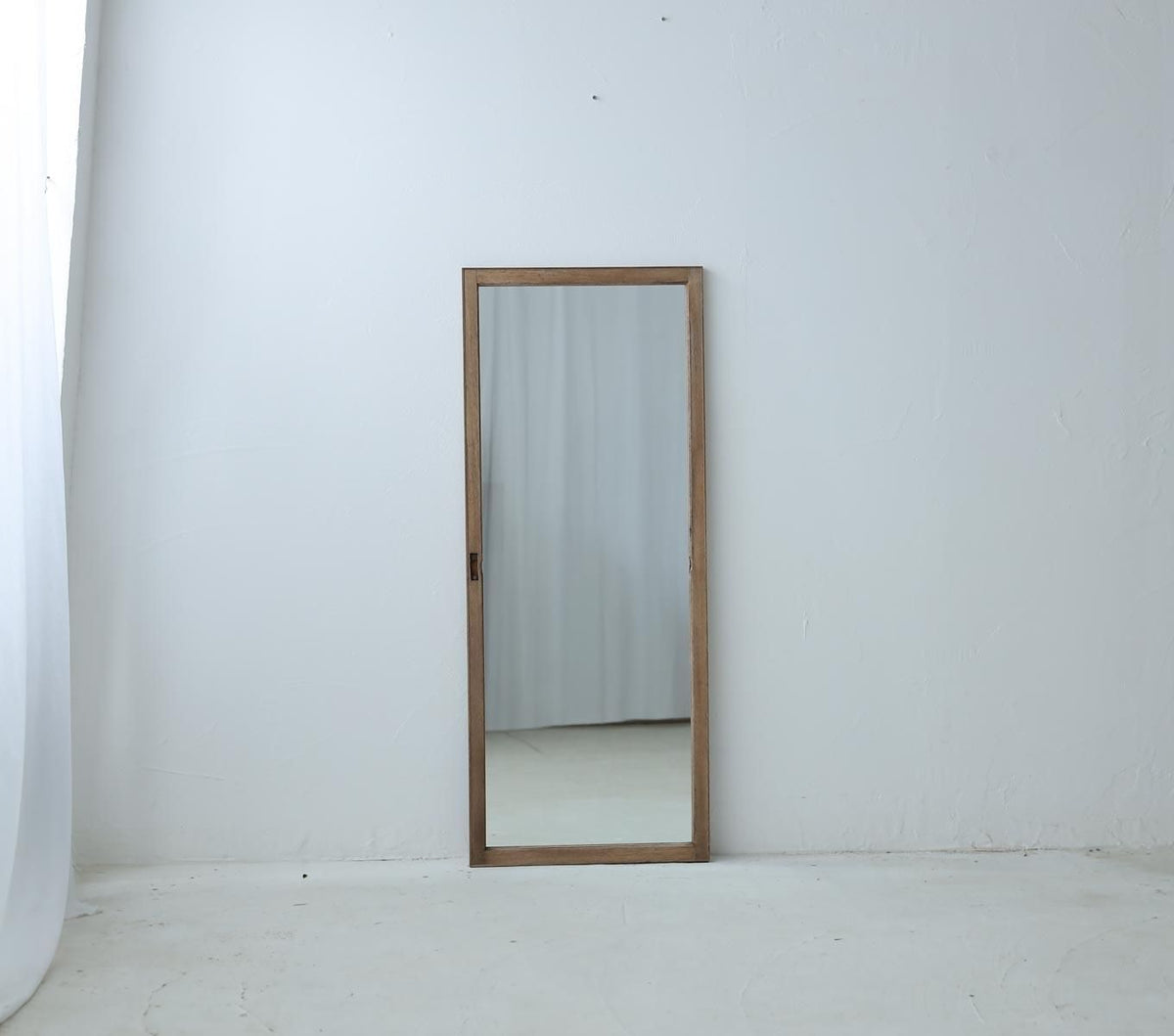 ASSEMBLY MIRROR_5