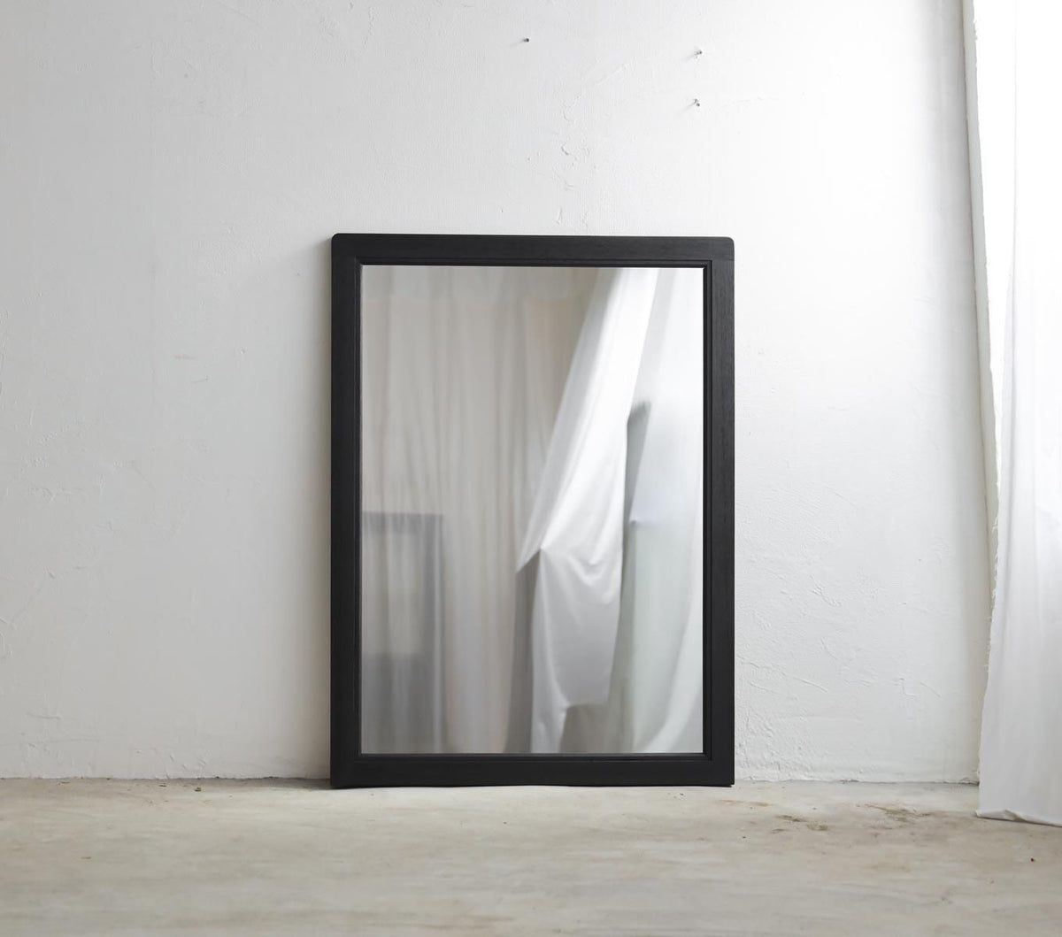 ASSEMBLY MIRROR_16