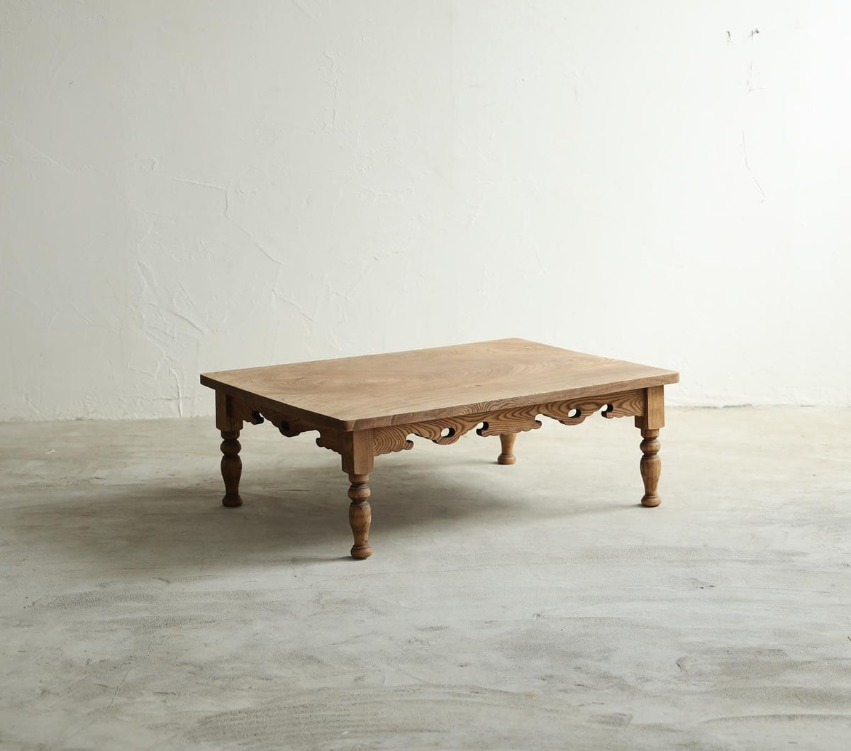 和雲のCOFFEE TABLE
