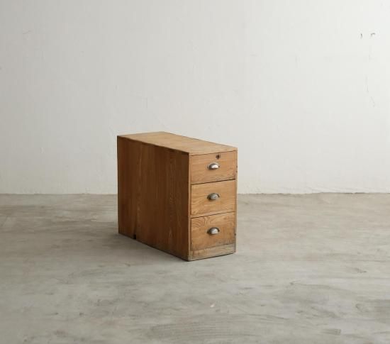 DRAWER CHEST