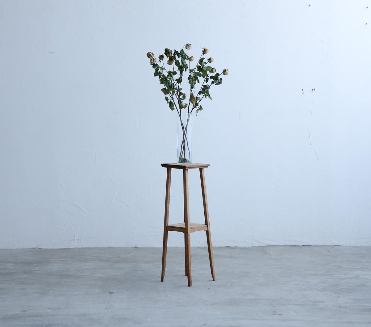 スリムな花台