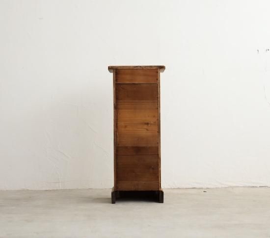 ジェントルな展示台