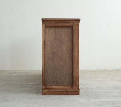 ハンサムな収納棚