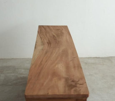 ハンサムな収納棚