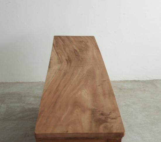 ハンサムな収納棚